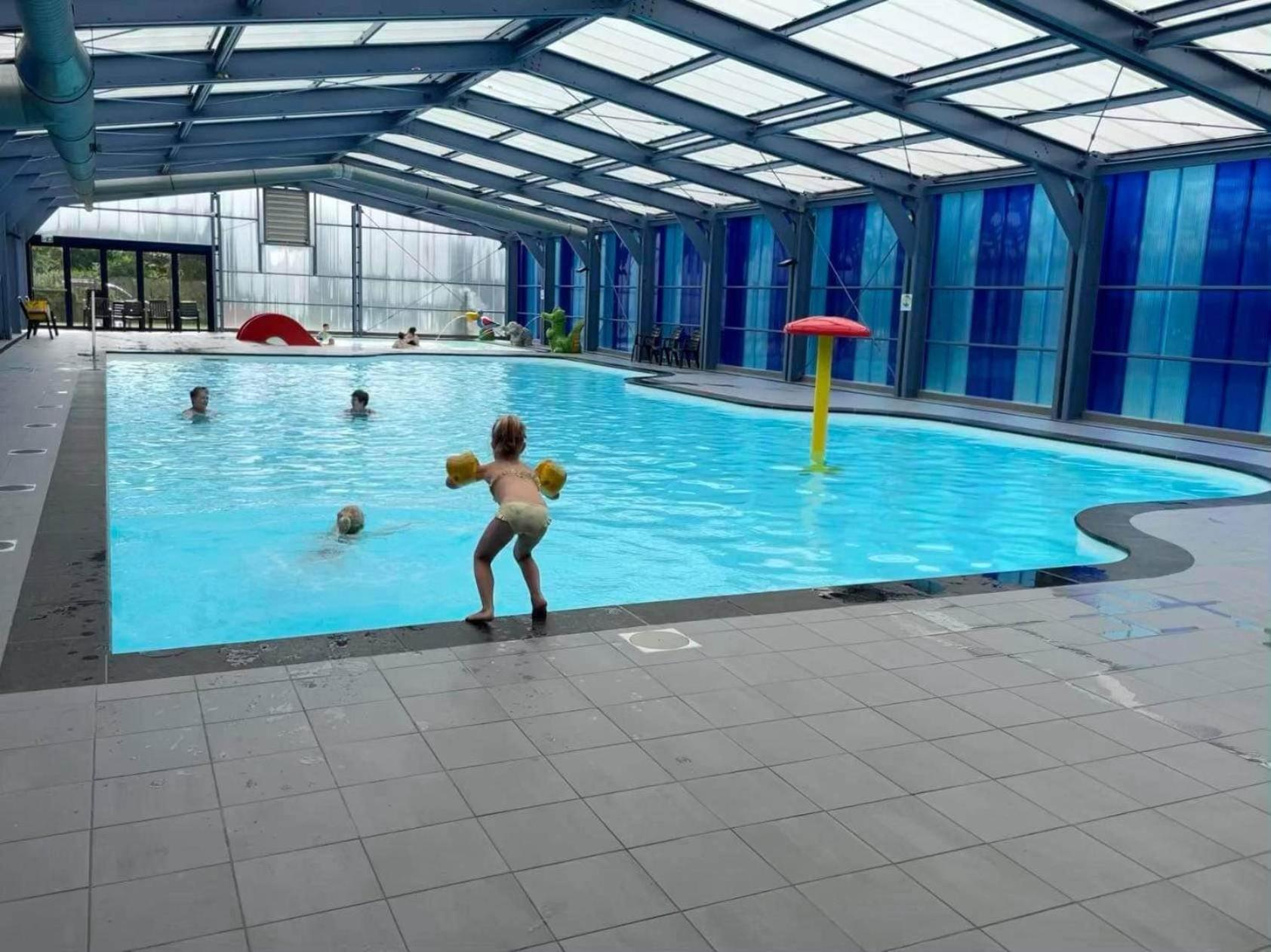 Het Familie Boshuisje - Vakantiewoning Op Prachtig Park Met Veel Faciliteiten Inc Ligbad Gramsbergen Exterior foto